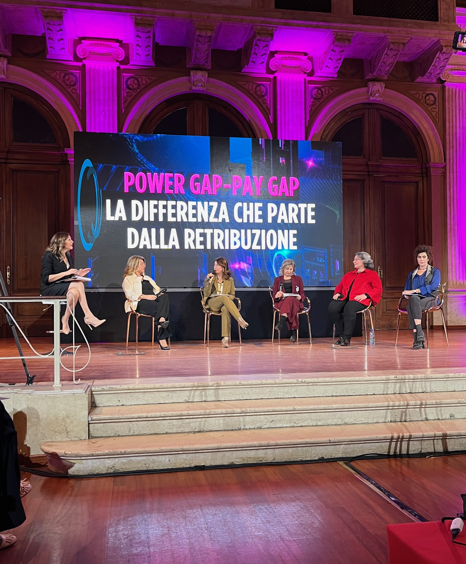 WLeadership Summit: salary gap, work-life balance e diversità di genere